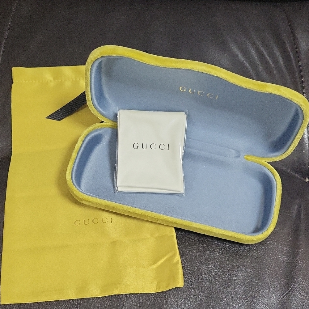 Gucci Glasses Case with Cleaning Cloth & Pouch.